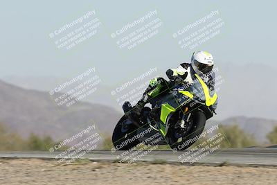 media/Dec-01-2025-Moto Forza (Mon) [[2daa91e15f]]/2-Intermediate Group/Session 2 Turn 9 Entry/